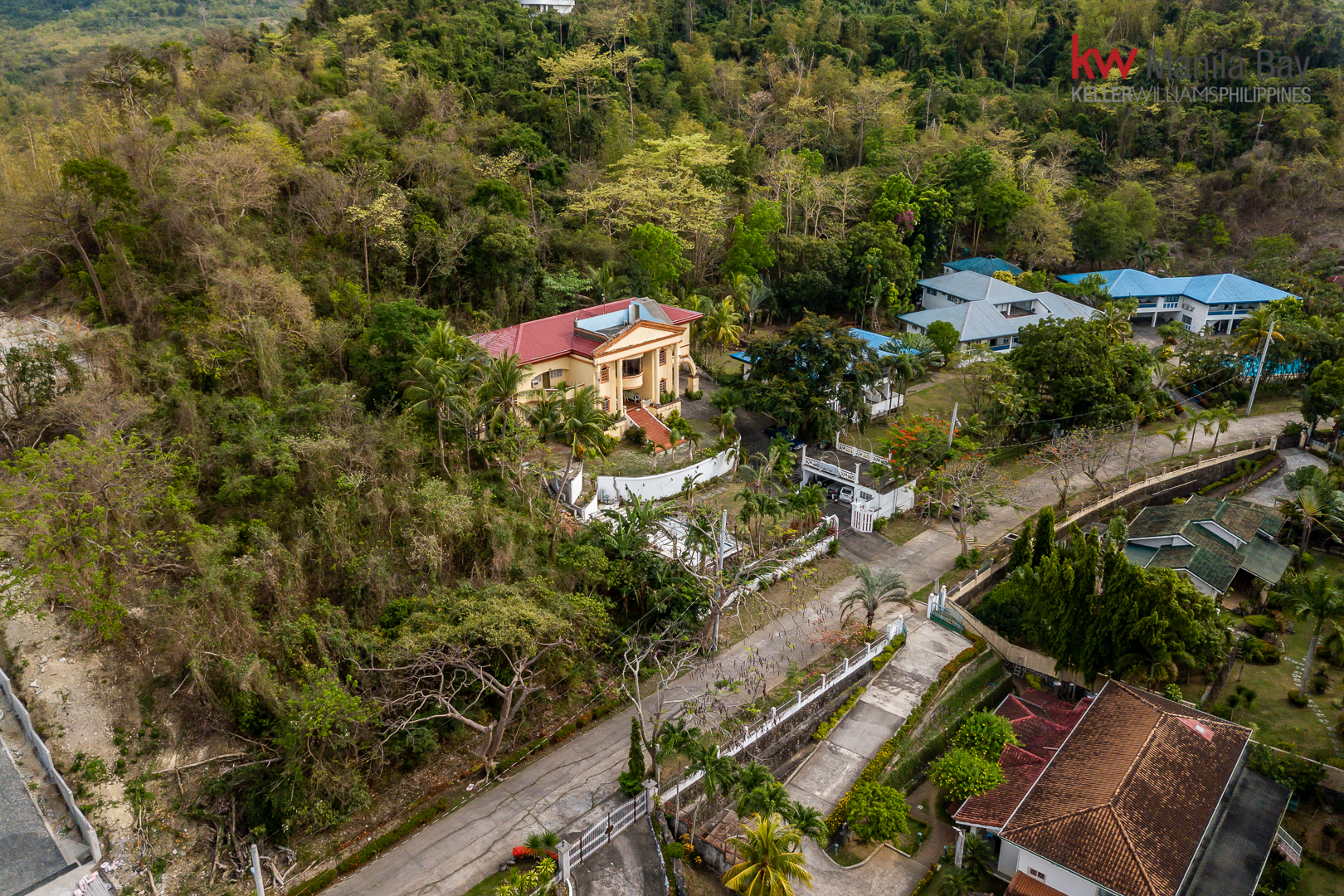House & Lot @ Puerto Azul, Ternate Cavite with Sea View